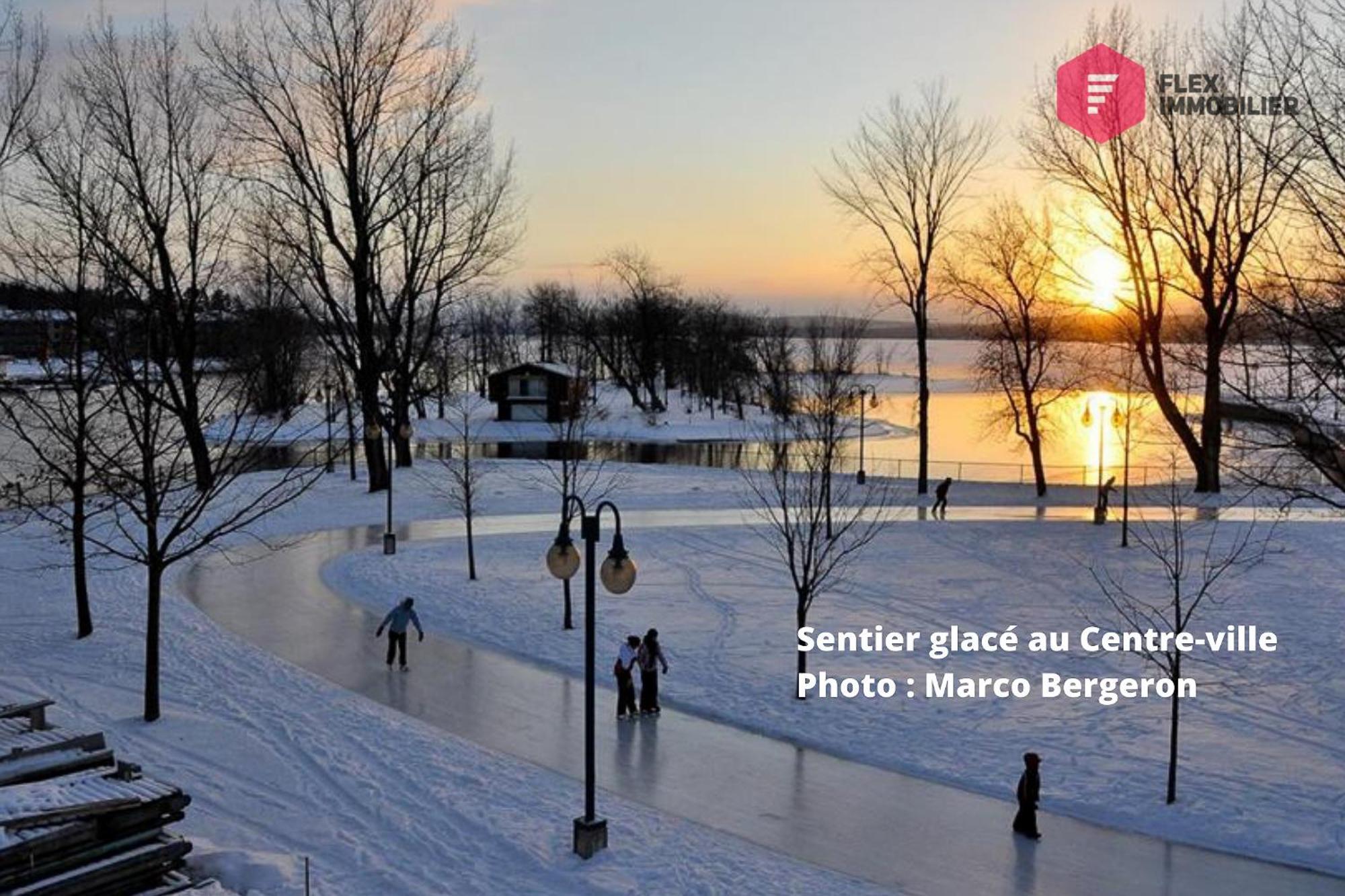 The Comfort On The River In Downtown Magog Exteriör bild
